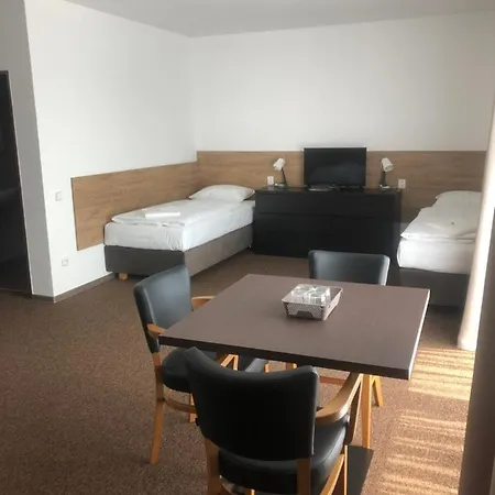 R10 Hotel 3*