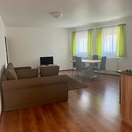 R10 Hotel Mladá Boleslav