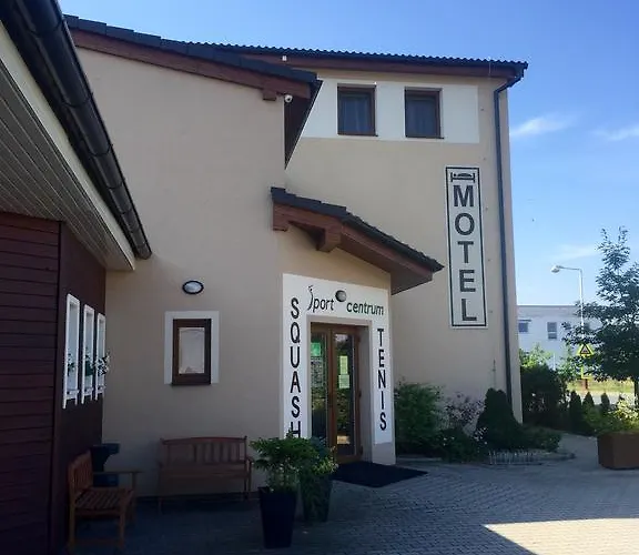 R10 3* Mladá Boleslav